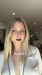 Long-Lasting Lip Stains for Potato Chip Lips