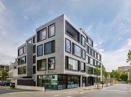 It focuses on mortgage business and corporate finance. Neubau Zurcher Kantonalbank Uster Architekturprojekte Baudokumentation Ch