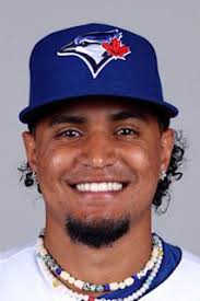 Does anyone else think Santiago Espinal and Genesis Cabrera are  doppelgängers? : r/Torontobluejays