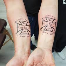 While this tattoo might seem like an innocent nod to a friend or relative who has brought its wearer good luck, its true meaning is filled with hate. 101 Amazing Iron Cross Tattoo Designs You Need To See Outsons Men S Fashion Tips And Style Guide For 2020