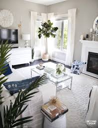It's a place that you can explore your personal style. Elegant Living Room Decorating Tips For Summer Setting For Four