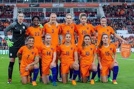 Explore tweets of oranjeleeuwinnen @oranjevrouwen on twitter. Kaarten Voor Oranje Leeuwinnen Gaan Als Een Malle Sportnieuws
