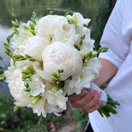 Wedding bouquet with peonies | Order a bridal bouquet Kiev