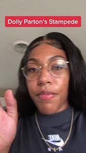 I serious was in shock the entire show #dollypartonstampede #dollyparton  #bransonmissouri