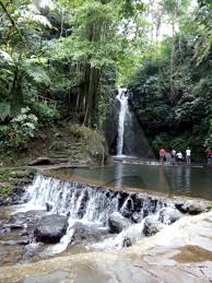 Sunset atau sunrise hunter pasti senang saat mengetahui lokasi ini. Wisata Curug Putri Buper Palutungan Dan Kisah Noni Belanda