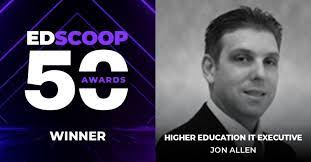 Jeannette Marsh's Instagram, Twitter & Facebook