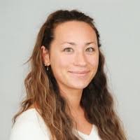 900+ perfiles de «Dana»