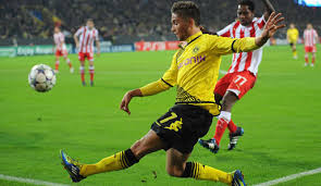 Hier finden sie die richtige antwort zur frage: Dortmunds Youngster Leitner Im Interview