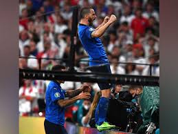 On sunday, england fans will be. 12hrap3bshdsrm