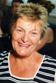 Lesley Hindle's Instagram, Twitter & Facebook