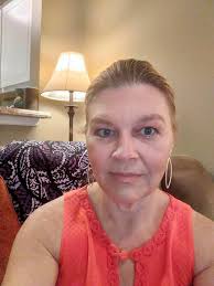 Thanks for your order!!! She had some points that were about to expire so  she took advantage of that $10 off!! 🩷🩷🩷 Kathryn Kathy Hammer. 🩵 💄 ✨