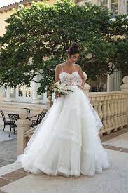 Wir bringen die neusten trends für die braut oder den bräutigam von den messen in barcelona, düsseldorf, rom, mailand oder madrid, wie z.b. Pin Auf Sincerity Bridal Braut De Brautkleider Wedding Dresses
