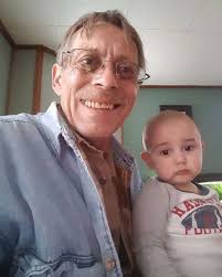 Tracy Wayne Miller Born October 10, 1966 in Sabetha,Ks Was the youngest of  seven children born to Charles and Violet Miller. Tracy left us