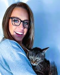 Karen Tullos's Instagram, Twitter & Facebook