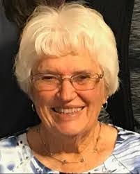 Melinda Packard's Instagram, Twitter & Facebook