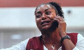 If I send you this “I'm trying 😭” Movie 🎥: Straw