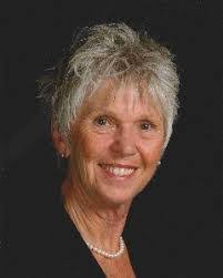 Caroline Specht's Instagram, Twitter & Facebook