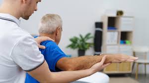 Getting help for elbow pain | The Chartered Society of Physiotherapy