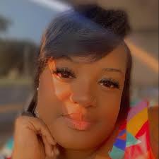 He is here , nov 9th 11:23pm 💕 10/10 experience i feel great ! 🥰