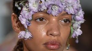 The Best Beauty Looks From Paris Fashion Week SS20