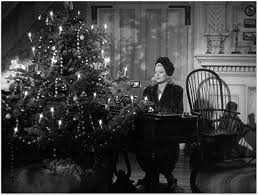 Black And White Christmas Movie Movie Monday Holiday Inn Holiday Movie Classic Christmas Movies Best Christmas Movies