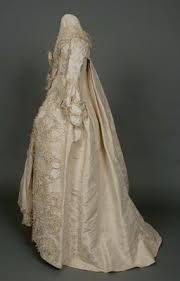 Wedding Dress Designer Andy Anande Historical Wedding Dresses Antique Wedding Dresses Wedding Dresses Images