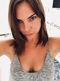 Womack is passionate about animal rights, rescuing stray animals, and providing them a new home. Former Eastenders Star Samantha Womack Shows Off New Look As She Unveils Brunette Short Hair Rsvp Live