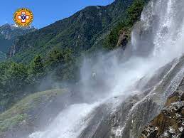 Le cascate dell´acquafraggia si trovano a borgonuovo di piuro, piccolo comune della val il torrente acquafraggia nasce dal pizzo di lago a 3050 msm. Yzfx2zjyxzhadm