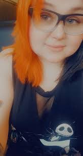 Tabitha Burdick's Instagram, Twitter & Facebook