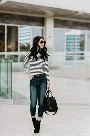 Casual Winter Outfit Featured By Top Las Vegas Fashion Blog Outfits Outings Image Of A Woman Wear Casual Winter Outfits Casual Style Outfits Winter Outfits