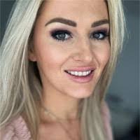 Barbara Pedrozo's Instagram, Twitter & Facebook