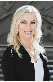 Brenda Cason's Instagram, Twitter & Facebook