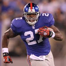 He played college football at coffeyville, auburn, and southern illinois.he was drafted by the giants in the fourth round of the 2005 nfl draft, and won two super bowl rings with the team, both against. Analysis Brandon Jacobs Return To Giants A Logical Move Big Blue View
