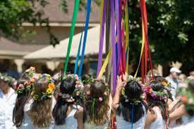 This is a national public holiday in the united kingdom and is celebrated on the first monday in may. Early May Bank Holiday In The United Kingdom