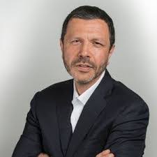 Eric Arnaud's Instagram, Twitter & Facebook