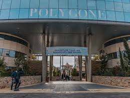 Include shopping in your polygone beziers tour in france with details like location, timings, reviews & ratings. Covid 19 Ferme Par La Prefecture Le Polygone De Beziers Lance Un Recours En Justice Herault Tribune
