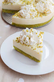 La cheesecake yogurt e frutti di bosco è una golosissima torta fredda la cui crema viene preparata con yogurt, panna e philadelphia.esistono diversi modi per combinare insieme questi tre ingredienti ed io ho deciso di darvi entrambe le versioni, la prima con una quantità maggiore di yogurt e la seconda con un vasetto piccolo di yogurt…. Cheesecake Al Pistacchio Muller Italia