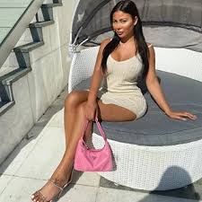 Maeva Ghennam Maevaa Ghennam Photos Et Videos Instagram En 2020 Maeva Une Petite Jajoux Tele Realite