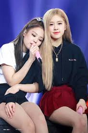 Rose Jennie Airport Rose Rosepark Parkchaeyoung Jennie Chaennie Kimjennie Blackpink Gadis Korea Foto Teman Selebritas