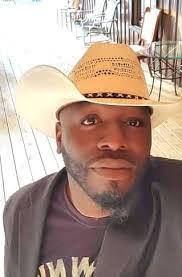 Cheryl Seawright's Instagram, Twitter & Facebook