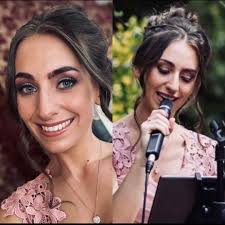 We conclude our weekend of entertainment this Sunday evening at the  Bloomfield Club where the fantastic artist is ELOISE HUNT is performing for  your entertainment. 🎶 We also have the bingo and