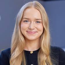 Excited to announce that I will be joining KPMG US next summer as a CIO  Advisory Intern in the Dallas office! Thank you to everyone who has guided  and supported me throughout