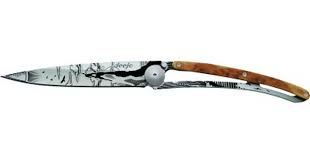 Couteau De Poche Tatoue Genevrier Escalade Offrez Vous Un Couteau De Poche Poids Plume Avec Une Lame Tatouee Pour Coller Encore Couteau De Poche Deejo Couteau