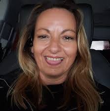 Amy Scobell's Instagram, Twitter & Facebook