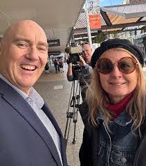 Melinda Ogden's Instagram, Twitter & Facebook