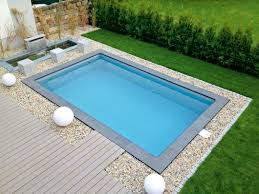 Minipool Geht Auch Auf Dem Dach Schwimmbad De Pool Fur Kleinen Garten Pool Im Garten Kleiner Garten