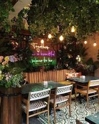 Helmin Erina On Instagram Setelah Jakarta Dan Jogja Akhirnya Surabaya Punya Juga Cafe Bernuansa Fore Outdoor Furniture Sets Restaurant Design Outdoor Decor