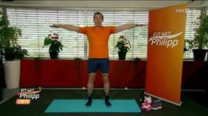 Fitnesstrainer philipp jelinek zeigt, wie man sich in zeiten der isolation fit und gesund halten kann. Sendung Verpasst Fit Mit Philipp Vom 11 05 2021 Orf 2