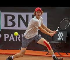 Dai primi successi ai campioni italiani del tennis contemporaneo, andiamo allora a riscoprire gli atleti che hanno rappresentato al meglio il nostro paese in questo sport. Il New York Times Gli Italiani Alla Conquista Del Tennis E Non Sanno Nemmeno Loro Come Ilnapolista