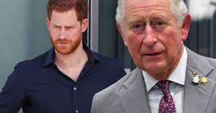 Ehrlich gesagt war es mark, nicht charles, der harry erzogen hat. Prinz Harry Wundervolle Beziehung Dieser Mann Ist Wie Ein Vater Fur Ihn Bunte De